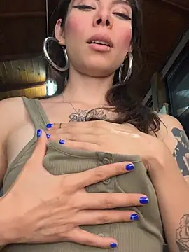 Isalove99 online show from July 16, 2026, 11:46 pm