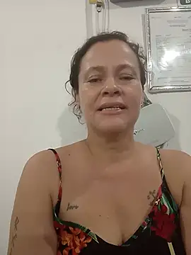 Snapshot of Lilibhet chatting on July 13, 2026, 2:44 am Lilibhet online show from July 13, 2026, 2:44 am