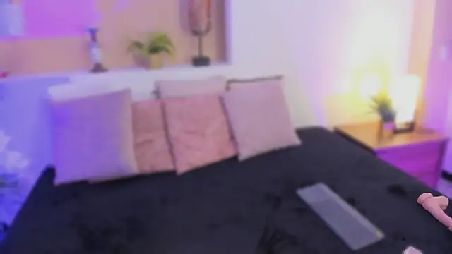 xiomara cortes online show from March 20, 2026, 7:37 pm