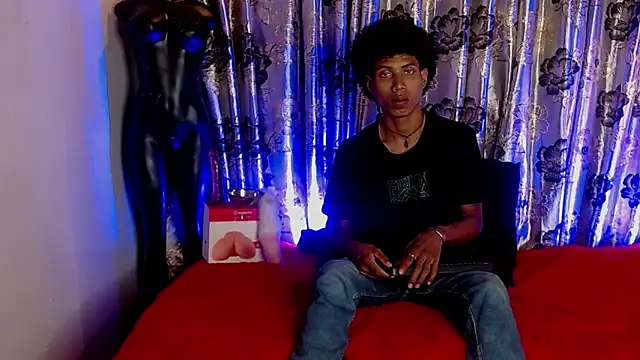 Walkers05 online show from March 27, 2026, 4:30 pm