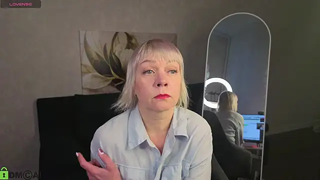 Snapshot of Ann_Annise chatting on February 27, 2026, 1:50 am Ann Annise online show from February 27, 2026, 1:50 am