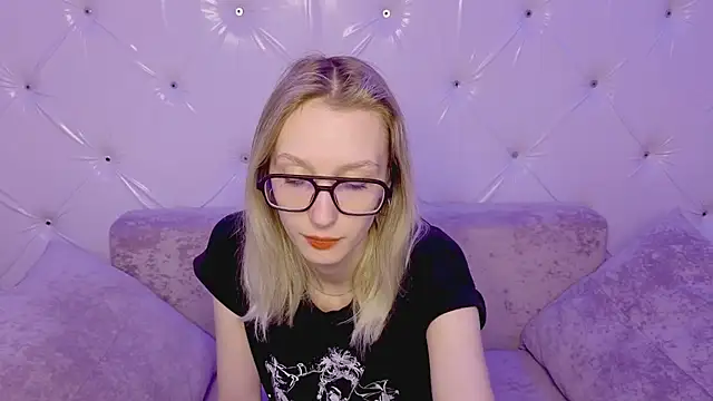 Akiro Kim7 online show from February 17, 2026, 2:20 am