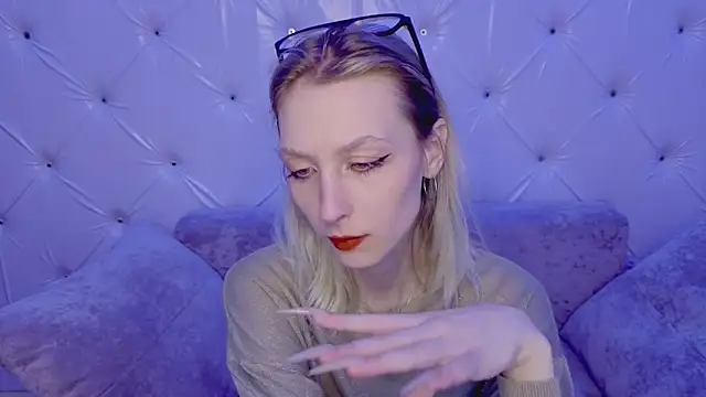 Akiro Kim7 online show from February 16, 2026, 2:10 am