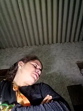 Lucky couple-1 online show from February 11, 2026, 5:24 pm