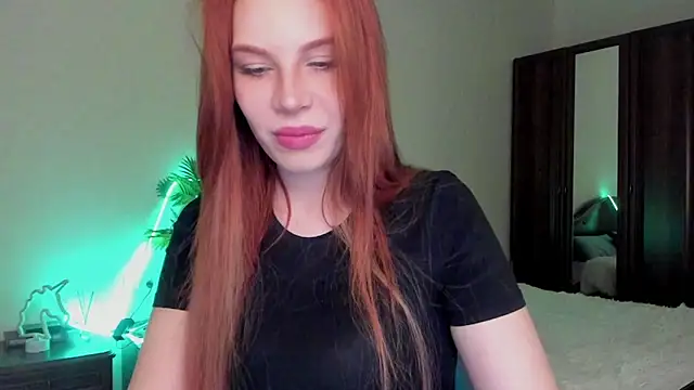 kelly love 222 online show from February 13, 2026, 5:07 am