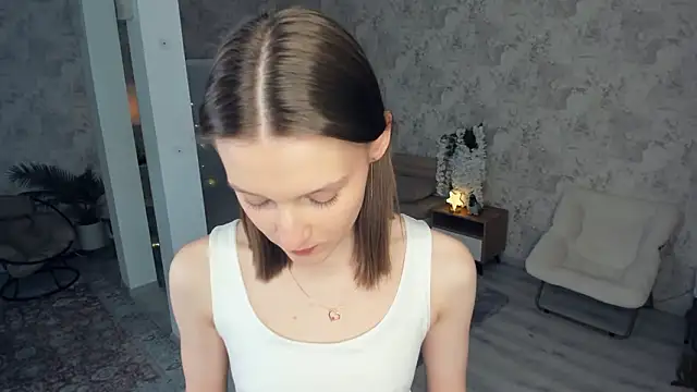 Snapshot of LianneBynon chatting on February 11, 2026, 8:36 am LianneBynon online show from February 11, 2026, 8:36 am