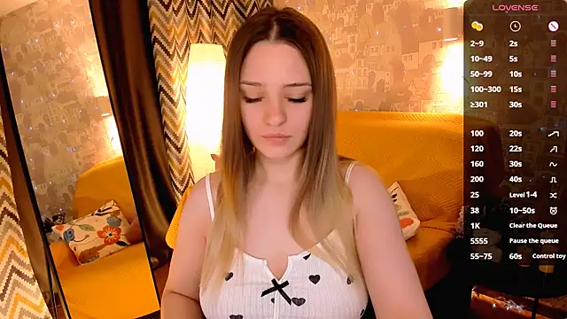 Snapshot of cherrykississ chatting on July 21, 2026, 2:03 am cherrykississ online show from July 21, 2026, 2:03 am