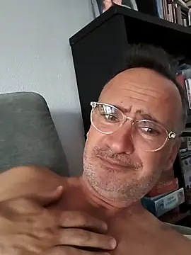 bobo672 online show from March 17, 2026, 6:49 am