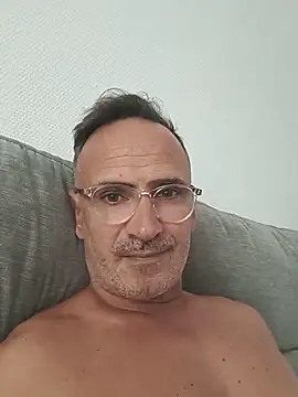 bobo672 online show from June 4, 2026, 11:48 am