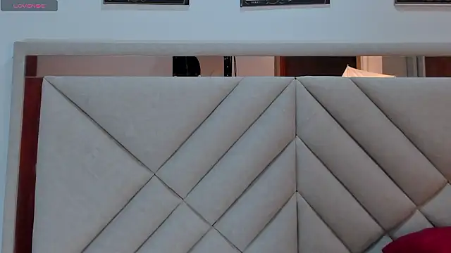 AmberQueen1 online show from February 2, 2026, 12:15 pm