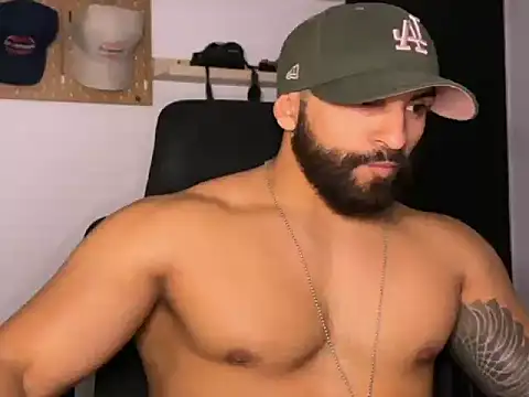 Snapshot of SamDornan51 chatting on February 20, 2026, 12:51 am SamDornan51 online show from February 20, 2026, 12:51 am