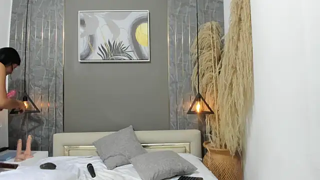 emma evanss   online show from February 3, 2026, 11:26 am