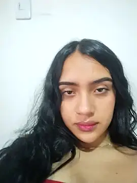 cynliu online show from April 16, 2026, 9:39 pm