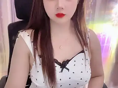 XiaBunny online show from April 7, 2026, 3:47 pm