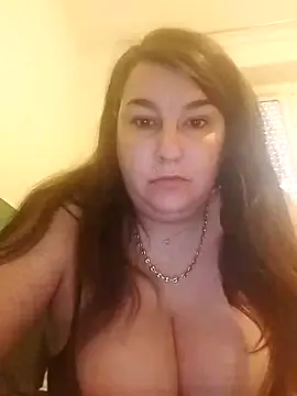 Snapshot of alexandrafrancaise0000 chatting on February 27, 2026, 9:53 am alexandrafrancaise0000 online show from February 27, 2026, 9:53 am