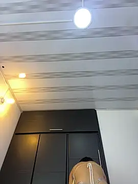 Nala OMG online show from February 13, 2026, 7:14 pm