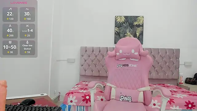 Snapshot of thaliaa_smith1 chatting on February 21, 2026, 9:50 pm thaliaa smith1 online show from February 21, 2026, 9:50 pm