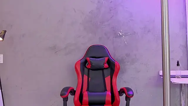 naomi  blair online show from March 7, 2026, 3:35 am