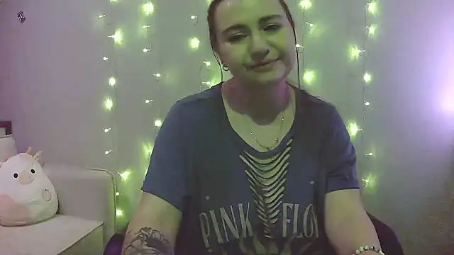 Snapshot of busteebetty chatting on February 17, 2026, 5:49 am busteebetty online show from February 17, 2026, 5:49 am