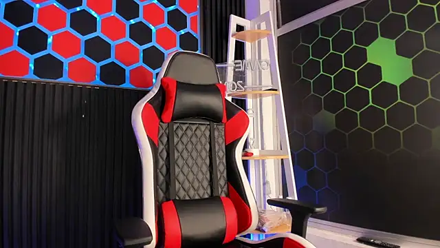 David Banks  online show from April 7, 2026, 12:29 pm