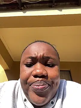 Snapshot of BankssWithTheBenz chatting on May 26, 2026, 12:58 pm BankssWithTheBenz online show from May 26, 2026, 12:58 pm