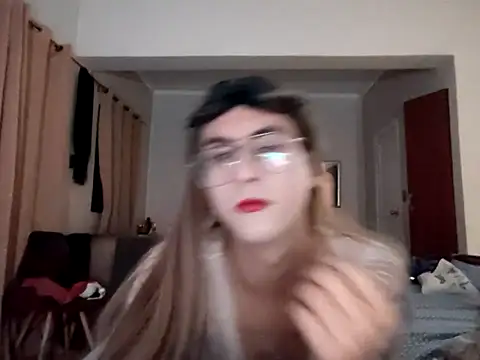 stefita01010 online show from February 11, 2026, 6:13 am