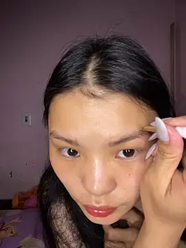 siting00 online show from March 27, 2026, 1:56 pm