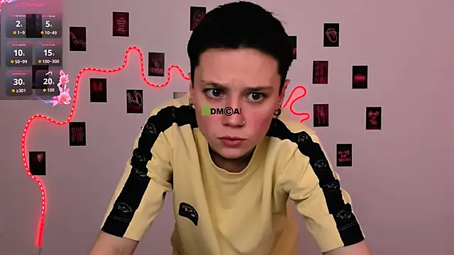 Snapshot of emi_fade chatting on February 26, 2026, 9:53 am emi fade online show from February 26, 2026, 9:53 am