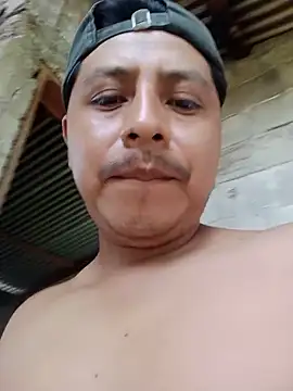 elburrotio online show from May 15, 2026, 7:12 pm