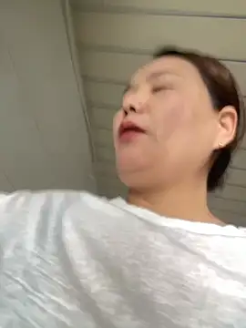 Youyou 12 online show from March 5, 2026, 12:51 am