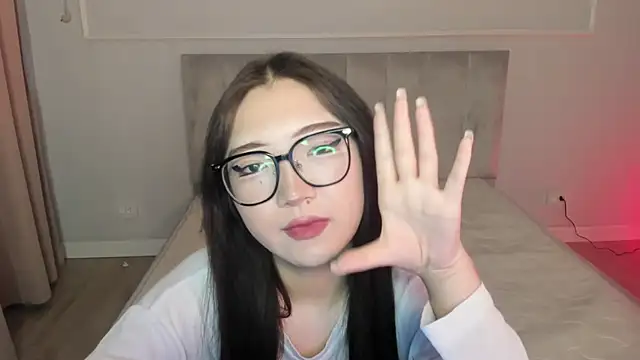 Snapshot of say7maya chatting on February 13, 2026, 5:18 am say7maya online show from February 13, 2026, 5:18 am