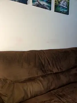 Snapshot of HotLoversLive chatting on February 10, 2026, 10:20 pm HotLoversLive online show from February 10, 2026, 10:20 pm