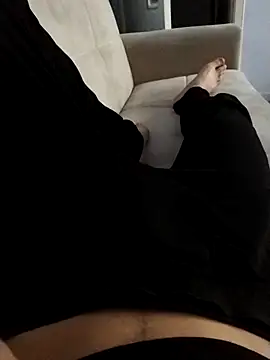 Snapshot of onurcannnnnnmmms chatting on February 3, 2026, 6:00 am onurcannnnnnmmms online show from February 3, 2026, 6:00 am