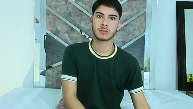 Apolo Gray online show from February 4, 2026, 4:29 am