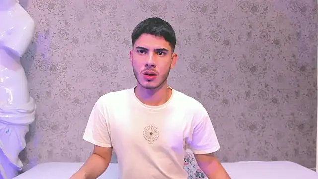 Apolo Gray online show from February 9, 2026, 2:53 am