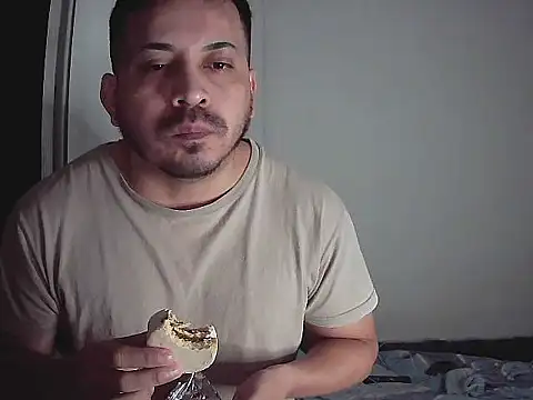 JonatanBail online show from February 6, 2026, 2:29 am