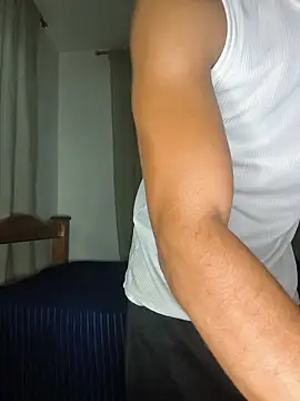 Snapshot of logan-31 chatting on February 24, 2026, 3:51 am logan-31 online show from February 24, 2026, 3:51 am