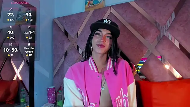 Snapshot of MeghanQueen__ chatting on February 17, 2026, 4:10 am MeghanQueen online show from February 17, 2026, 4:10 am