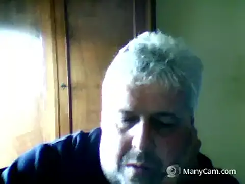 Snapshot of swichcassanesi chatting on February 3, 2026, 1:38 pm swichcassanesi online show from February 3, 2026, 1:38 pm