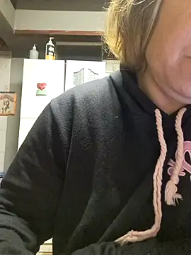 Snapshot of tuhardsexy chatting on July 28, 2026, 12:48 pm tuhardsexy online show from July 28, 2026, 12:48 pm