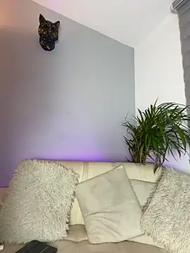 Elirpo online show from April 11, 2026, 2:08 am