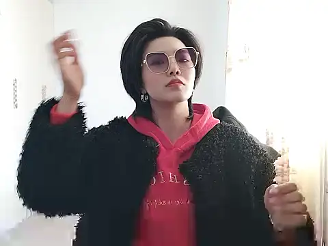 Snapshot of Nikishine chatting on February 4, 2026, 3:56 am Nikishine online show from February 4, 2026, 3:56 am