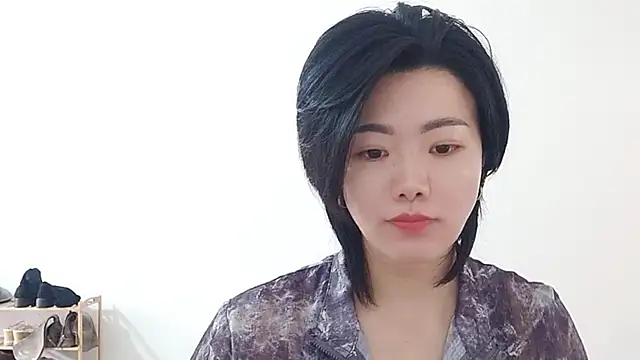 Nikishine online show from April 14, 2026, 3:00 am