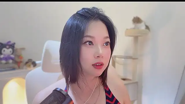 Yumi yuni online show from July 24, 2026, 1:23 am