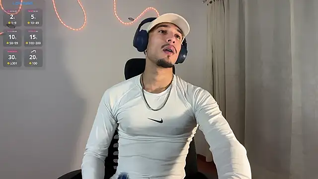 Snapshot of rafael_stone11 chatting on February 25, 2026, 12:22 am rafael stone11 online show from February 25, 2026, 12:22 am