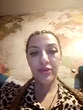 Snapshot of LannaQuinn chatting on February 1, 2026, 7:06 am LannaQuinn online show from February 1, 2026, 7:06 am