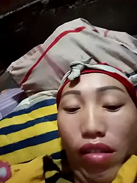 Snapshot of hot-luna- chatting on February 6, 2026, 7:54 pm hot-luna- online show from February 6, 2026, 7:54 pm