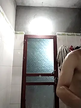 Bella-222 online show from April 16, 2026, 12:28 pm