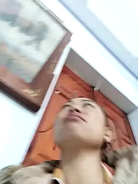 Snapshot of Bella-222 chatting on February 8, 2026, 4:54 am Bella-222 online show from February 8, 2026, 4:54 am