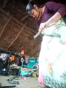 Snapshot of Hotty_raghni chatting on February 3, 2026, 7:57 am Hotty raghni online show from February 3, 2026, 7:57 am